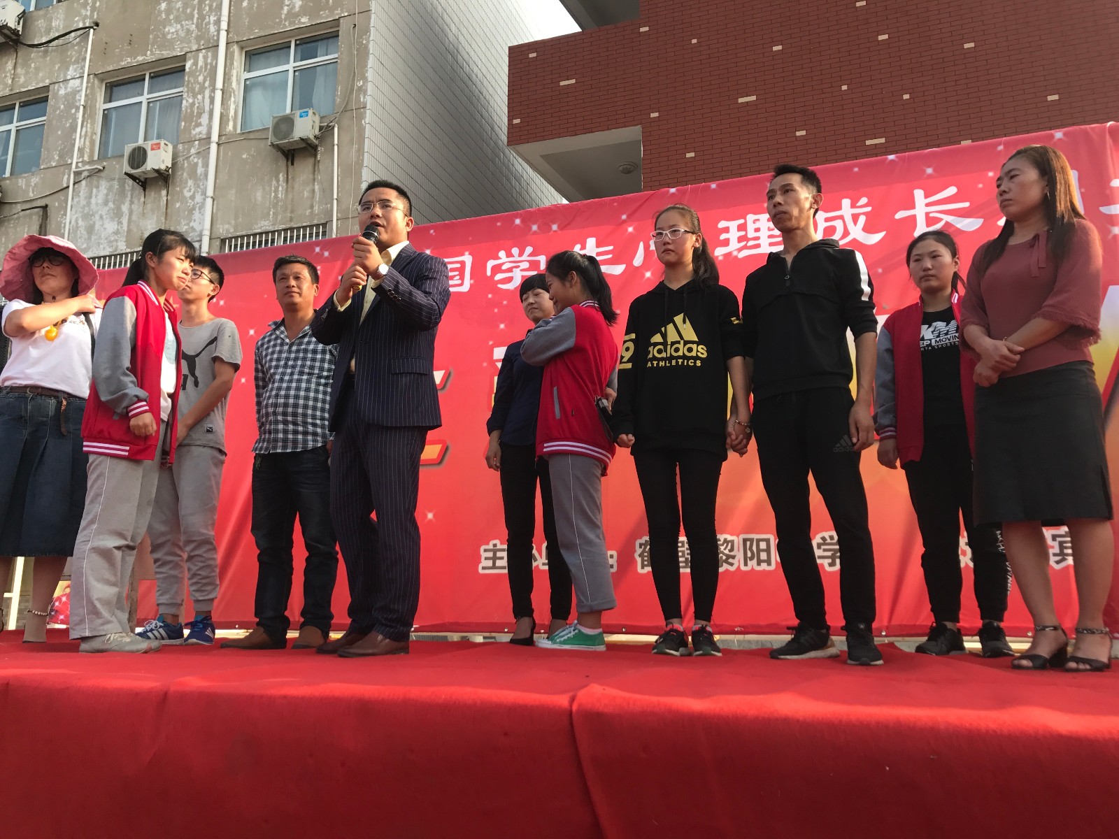 59ccc7931e10f.jpg