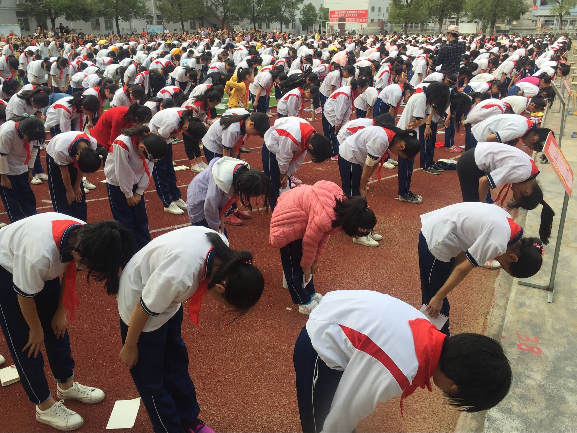 2017.11.28  广东省潮州市饶平县新丰镇中心小学  主讲：善朝教育集团  洪伸老师