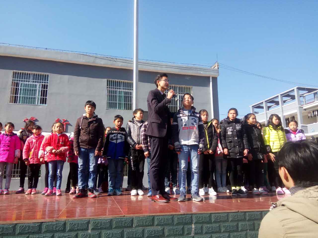 5a3a30646bdad.jpg