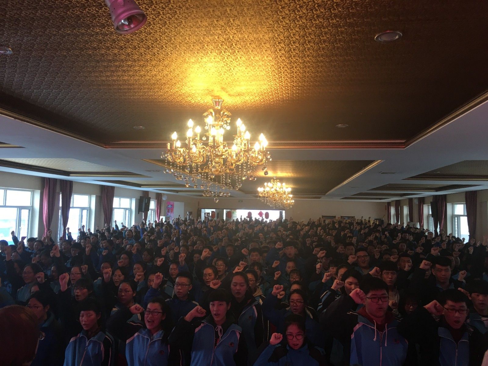 2018.3.12辽宁省锦州市凌海市第二高级中学主讲：善朝教育集团   金牌讲师柳瑞旗老师