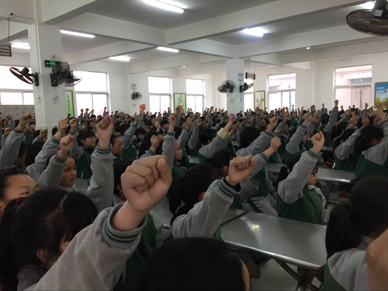 5aab1354e6be5.jpg