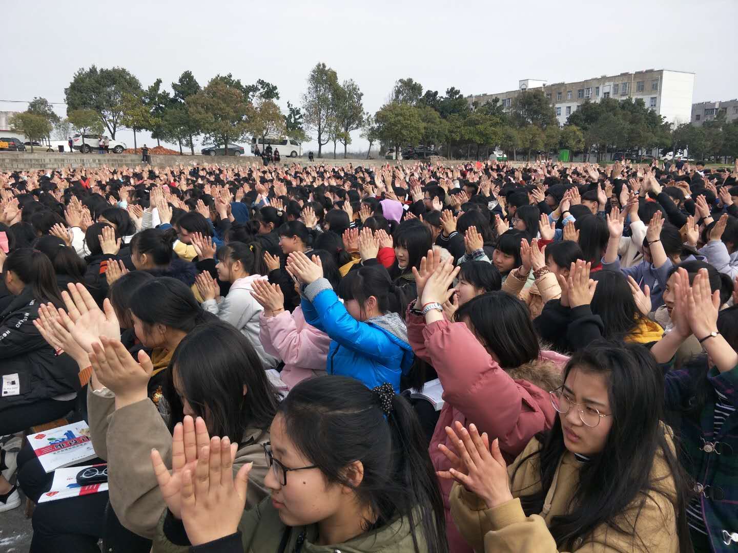 2018.3.16河南省信阳市罗山县楠杆高级中学主讲：善朝教育集团   金牌讲师柳瑞旗老师
