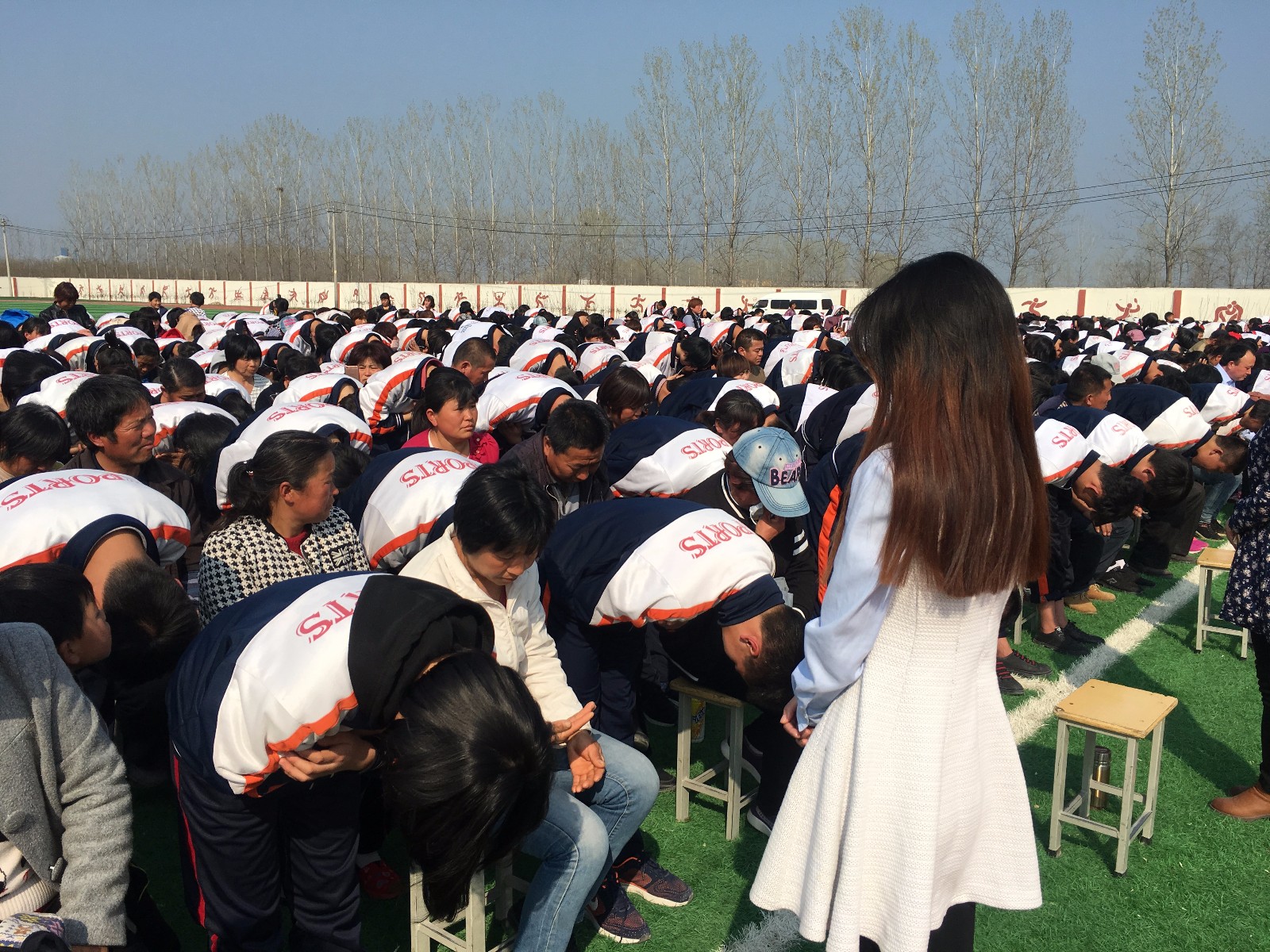 5ab851f506fa7.jpg