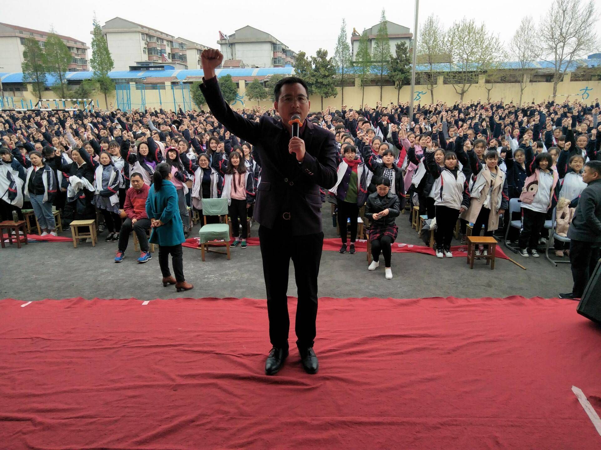 2018.4.4山东省枣庄十六中主讲：善朝教育集团   金牌讲师房善朝老师
