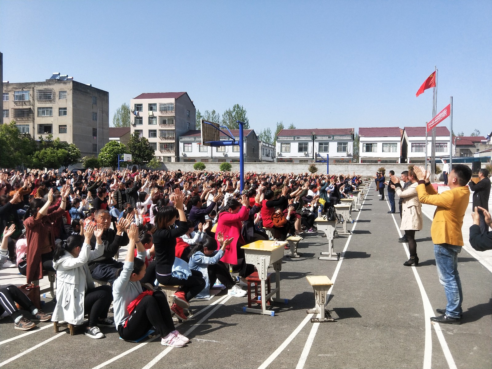 5ac9ddf254245.jpg