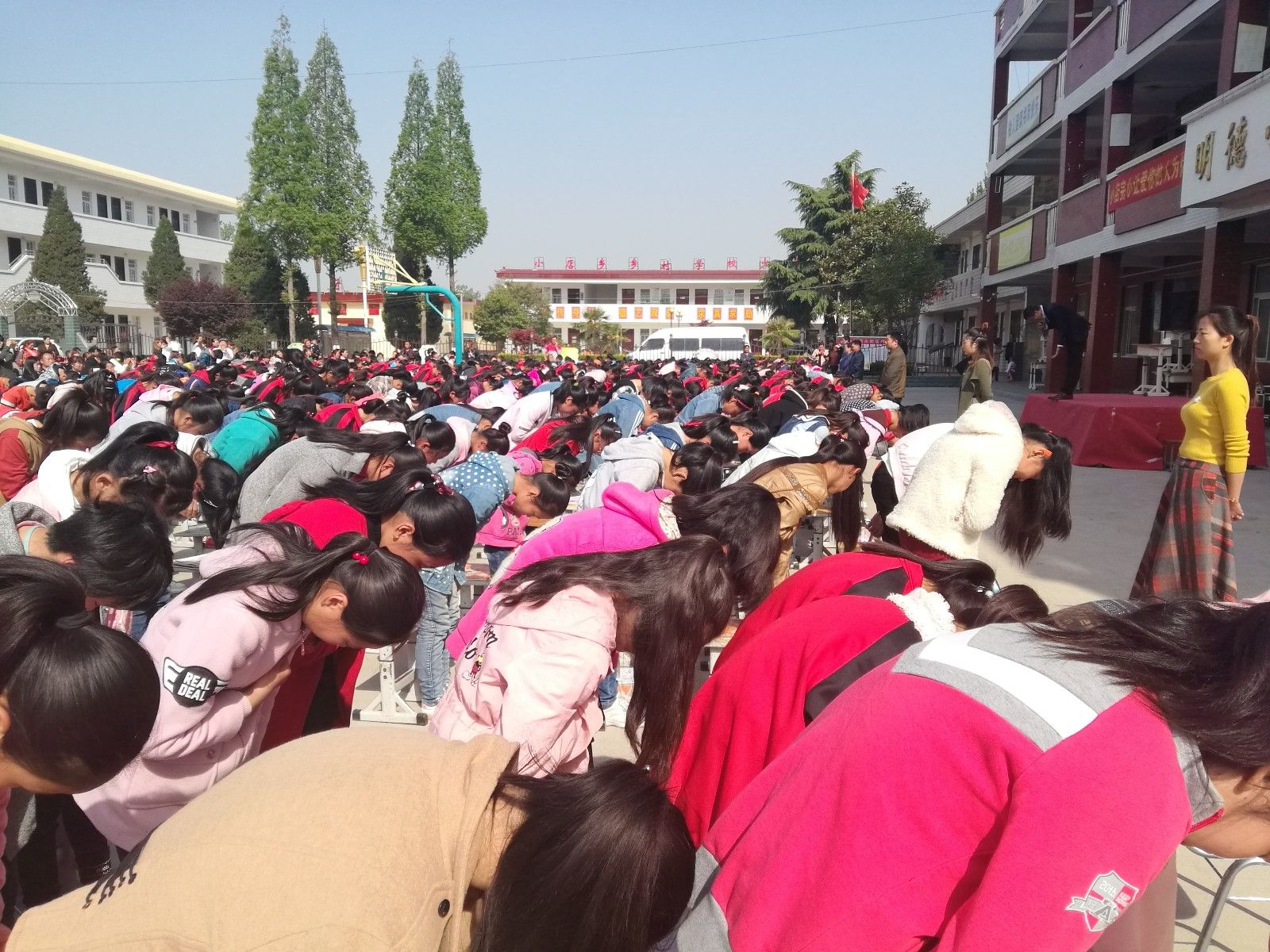 2018.4.17河南省南阳市南召县小店乡完小主讲：善朝教育集团    黄廷浩老师