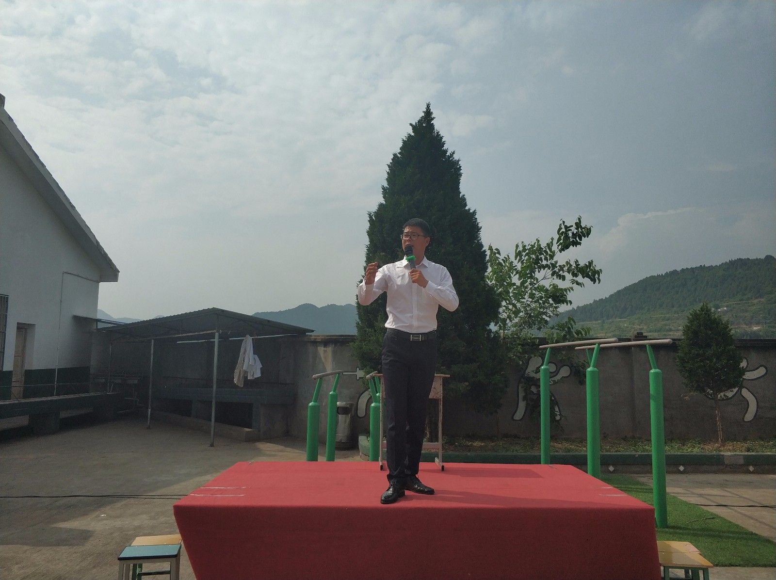 2018.5.2四川省广元市剑阁县香沉小学主讲：善朝教育集团   段智辉老师