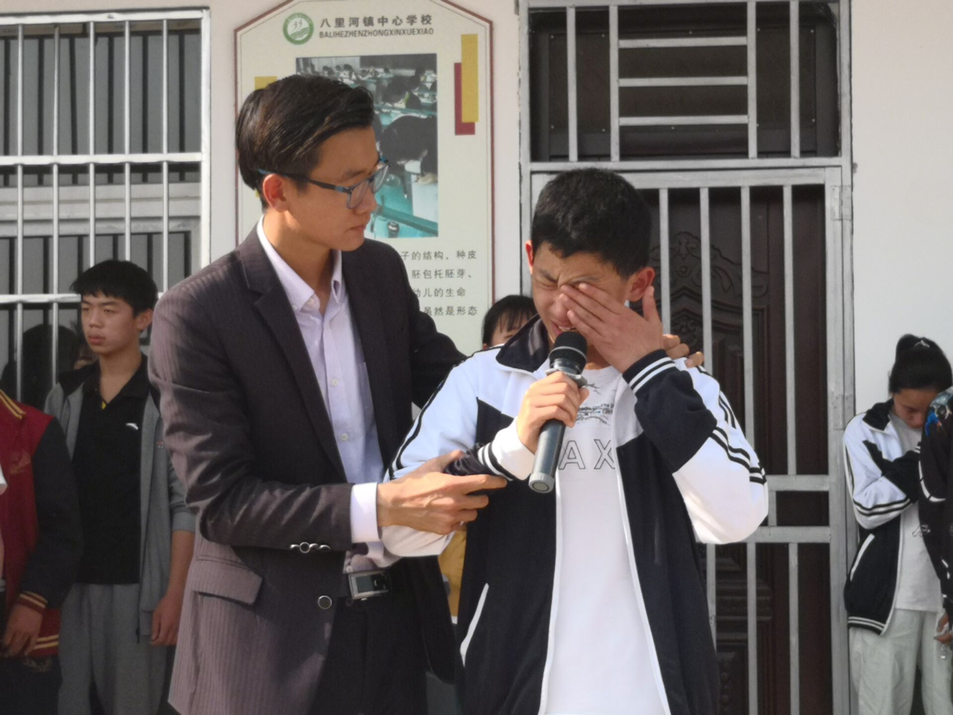 2018.5.8安徽省颍上县八里河镇中心学校主讲：善朝教育集团   黄廷浩老师