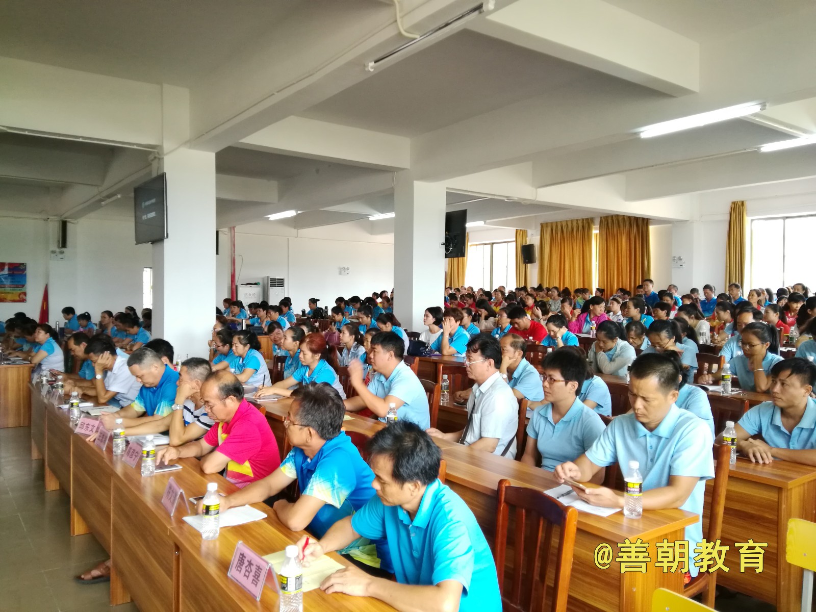 5b93713d6edb2.jpg