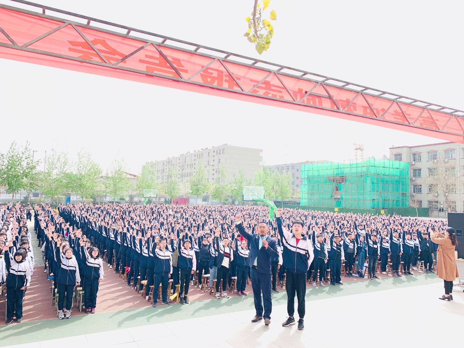 5caa902fb414b.jpg