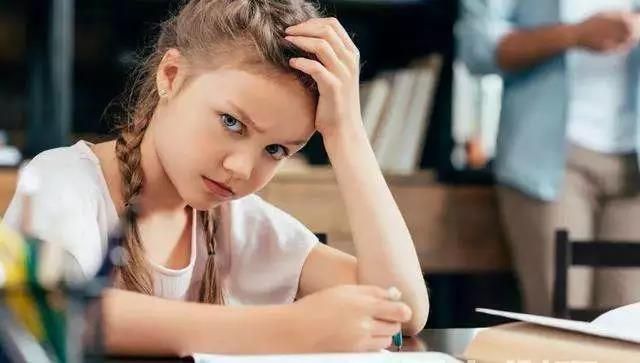 青春期孩子叛逆其实是好的开始，家长若是懂了，孩子就有“救”了