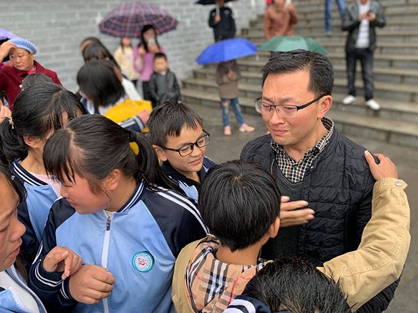 2019.11.2  地点：云南省昭通市镇雄县碗厂初级中学  主讲：善朝教育集团   段智辉老师