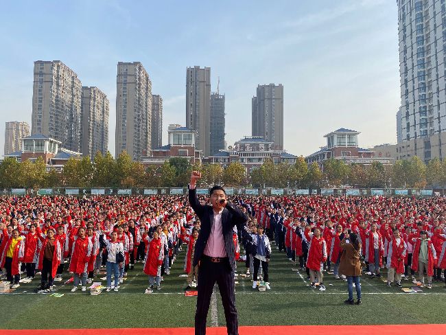 2019.11.16 安徽省阜阳第十九中学 主讲:善朝教育   赵泽老师