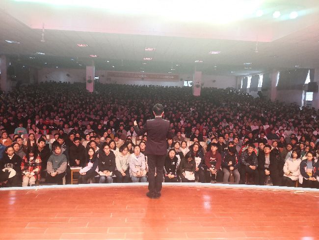 2019.11.28 江西省萍乡市湘东中学 主讲：善朝教育集团   王亮老师