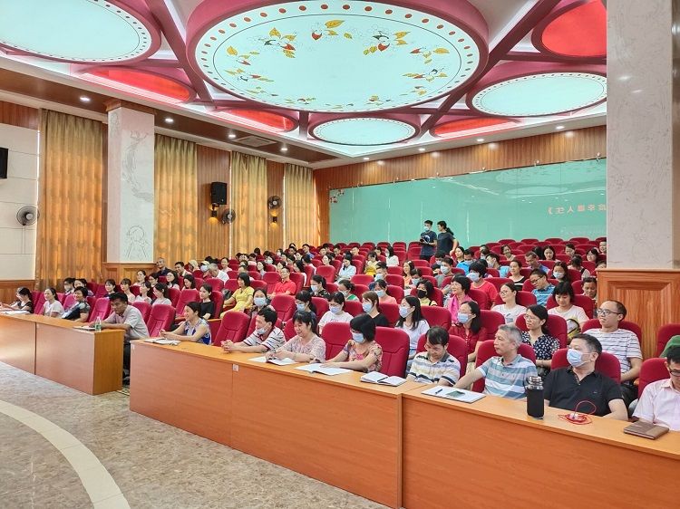 【线下】2020.8.31 广东省花都区雅瑶中学、嘉行学校 主讲：善朝教育 房善朝老师