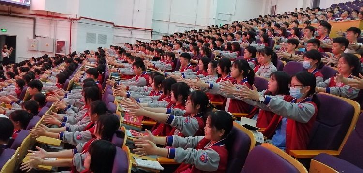 【线下】2020.9.13 河南省郑州市第十八中学 主讲：善朝教育 柳瑞旗老师