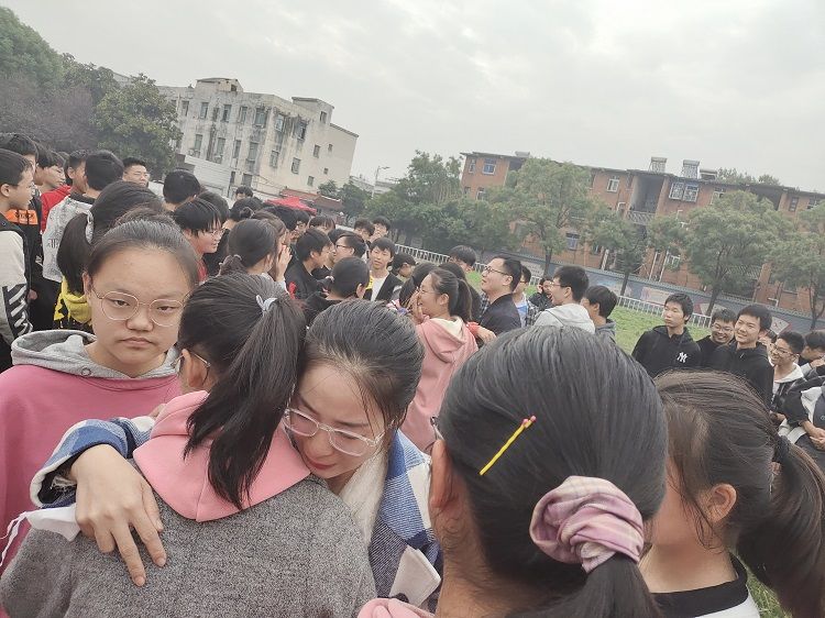 2020.10.27 河南省新野县第三高级中学 主讲：善朝教育 房善朝老师