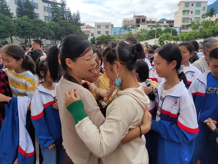 2020.11.24  福建省莆田市仙游县第二道德中学 主讲：善朝教育武立斌老师