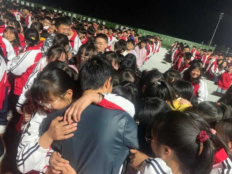 2021.3.8     云南曲靖陆良县第二中学 主讲：善朝教育吴畏老师