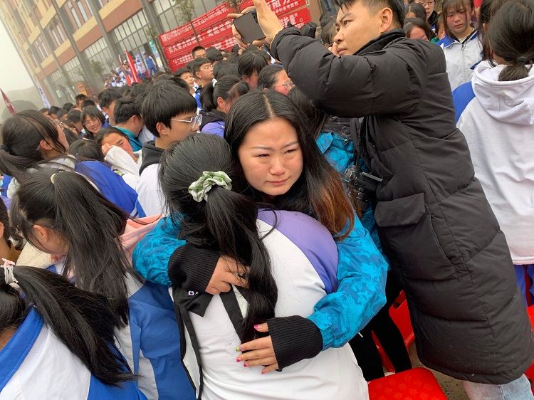 2021.3.10     贵州六盘水航宇高级中学 主讲：善朝教育吴畏老师