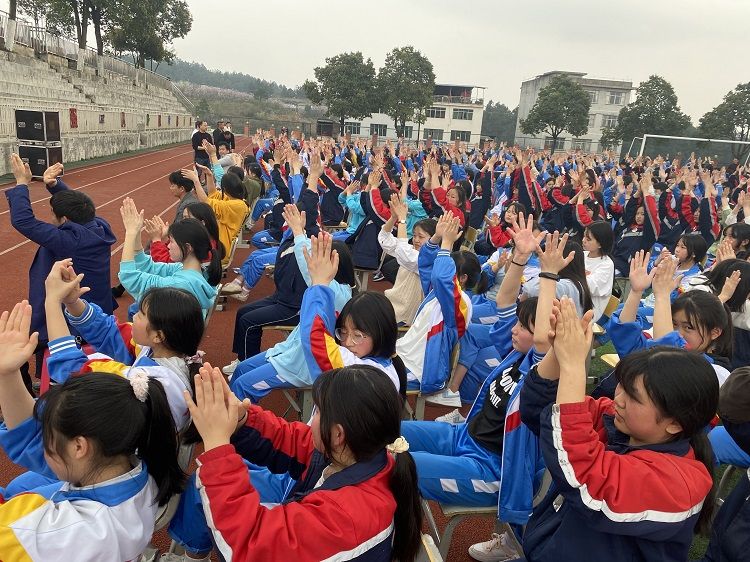 2021.3.15   贵州省铜仁市松桃县大兴中学  主讲：善朝教育武立斌老师