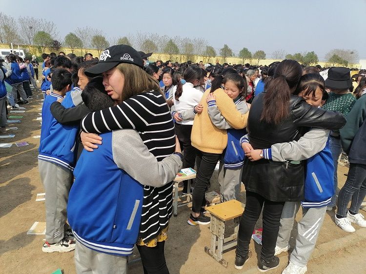 2021.4.8  河南省平顶山汝州市小屯镇一中 主讲：善朝教育李叶杉老师