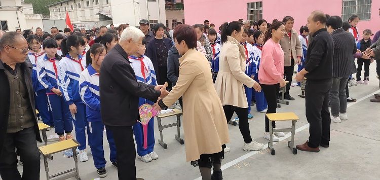 2021.4.16    河南省南阳市新野县王庄镇清华小学 主讲：善朝教育李叶杉老师