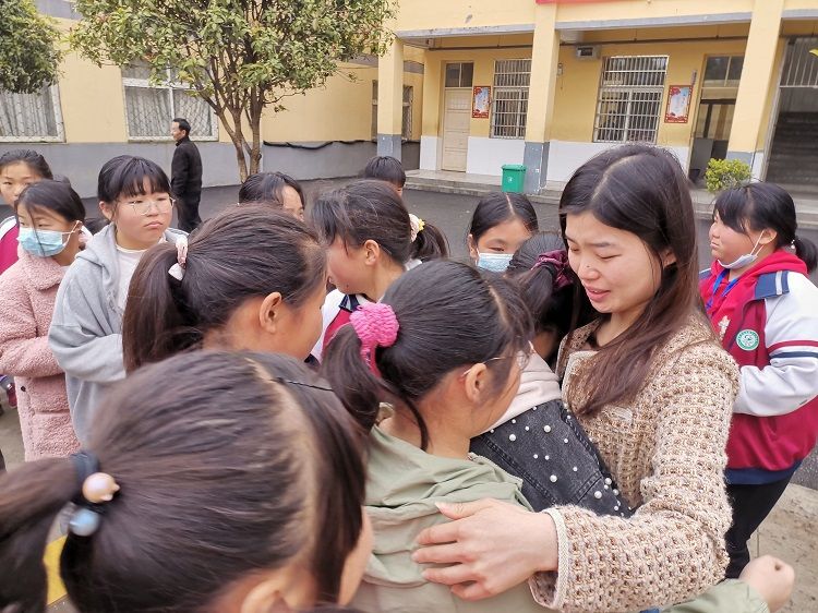 2021.4.22   安徽阜阳界首市顾集中心学校 主讲：善朝教育丁书承老师