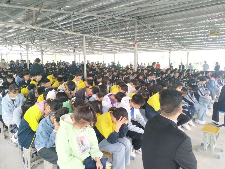 2021.5.6    湖北省洪湖市乌林镇中心学校 主讲：善朝教育杨景谕老师