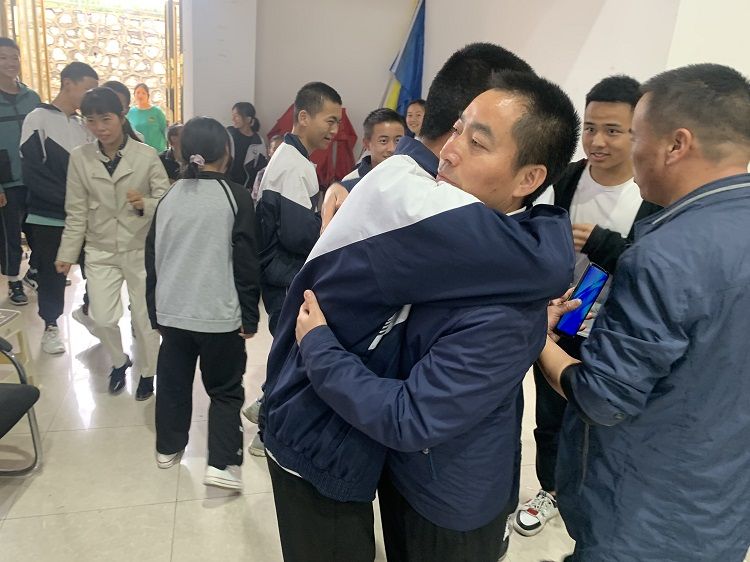 2021.5.7   贵州省六盘水市六枝特区岩脚中学 主讲：善朝教育赵弘毅老师