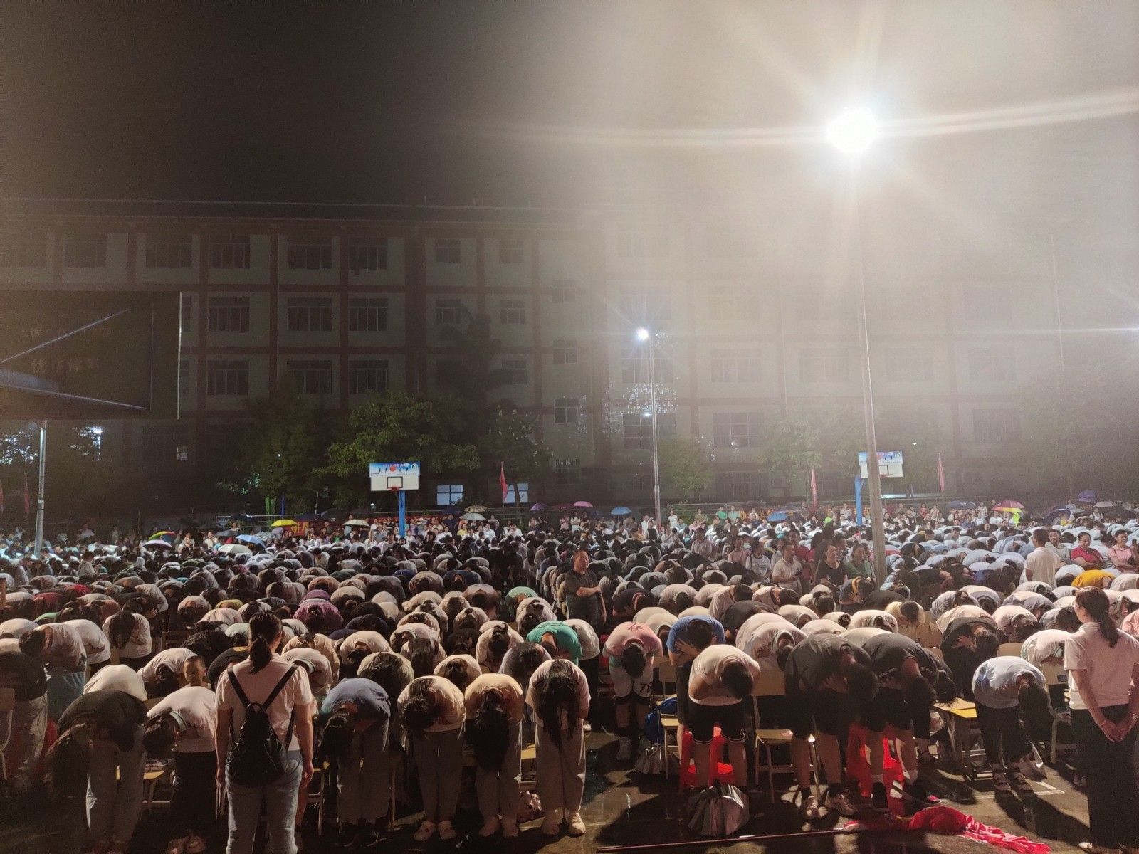 2021.6.29广西河池天峨县高级中学 主讲：吴畏老师