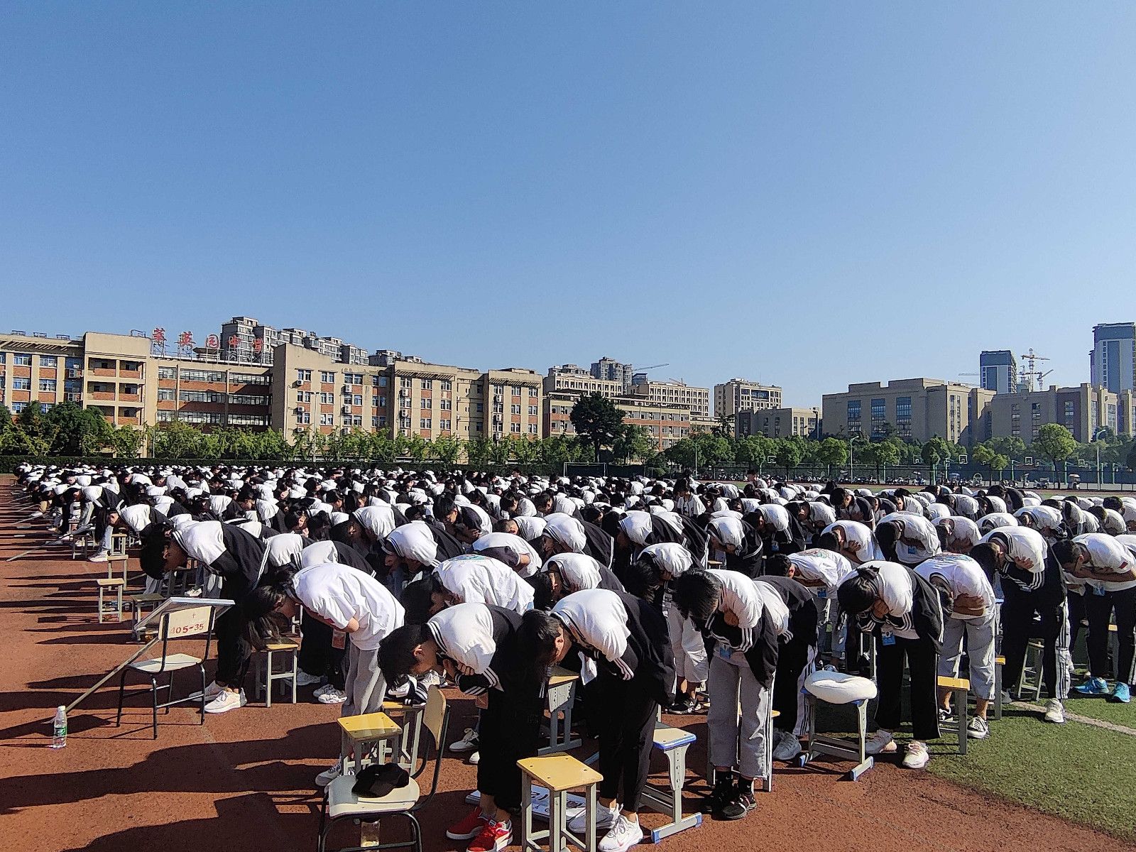 2021.9.18安徽省芜湖市南陵县萃英园中学 赵泽老师