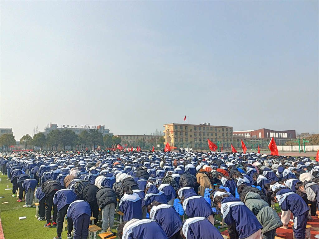 2.24安徽省阜南一中中岗校区 房善朝老师