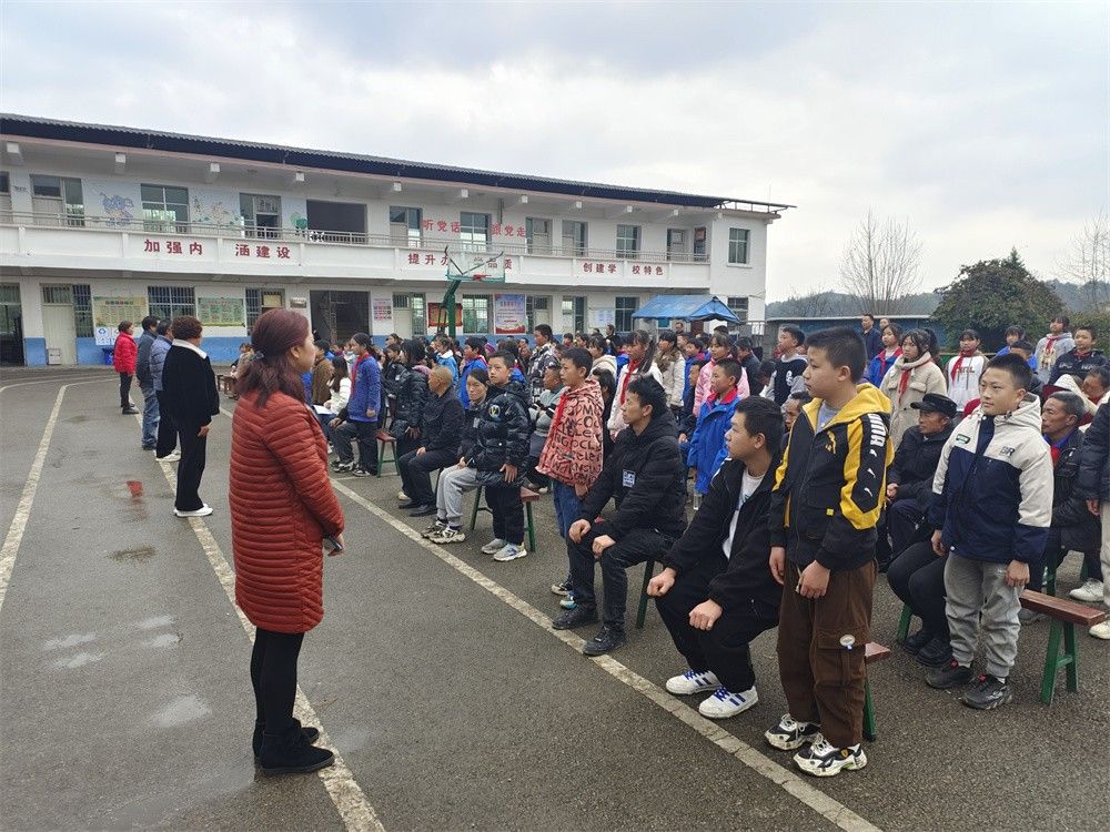 3.29贵州省贵阳市开阳县石头民族小学段智辉老师