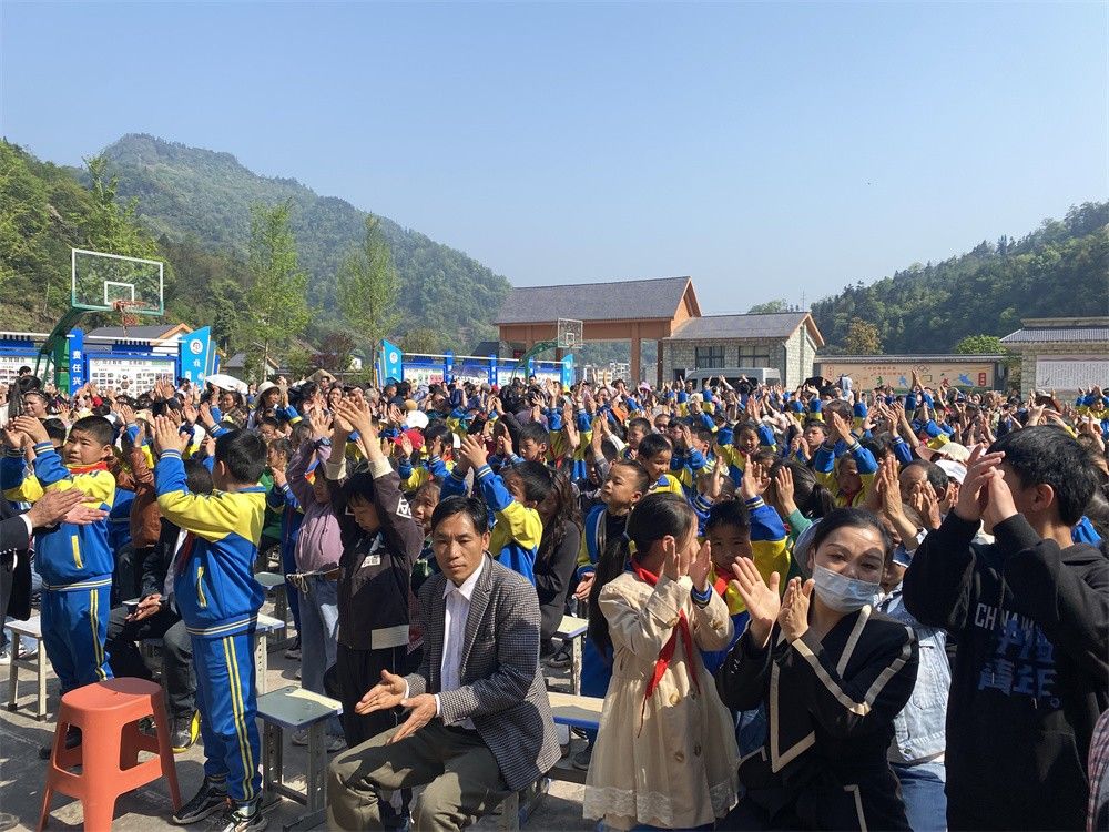 4.10云南省昭通市盐津县兴隆乡大田村完小武立斌老师