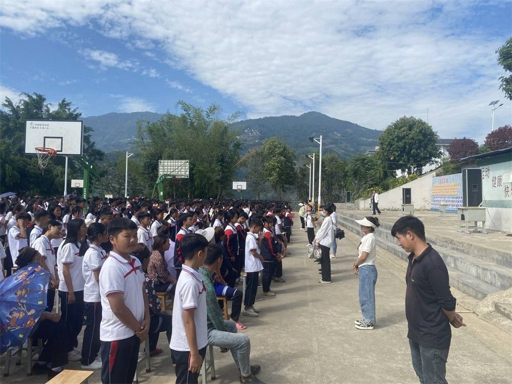 5.5云南省红河州元阳县黄草岭中学孙清婉老师