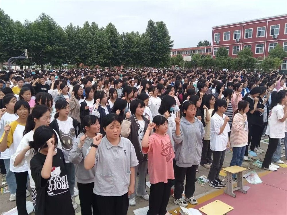 6.2河南省漯河市召陵区万金镇初级中学洪伸老师