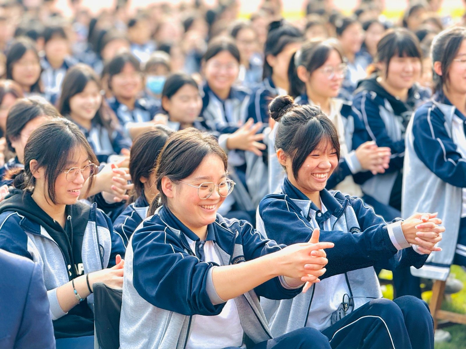 10.18山东省济宁市梁山现代高级中学柳瑞旗老师