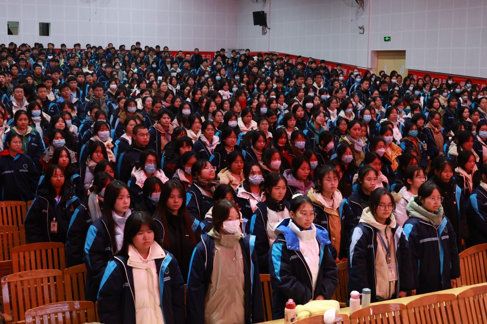 1月8日湖南怀化通道一中不负韶华 为梦而战赵泽老师