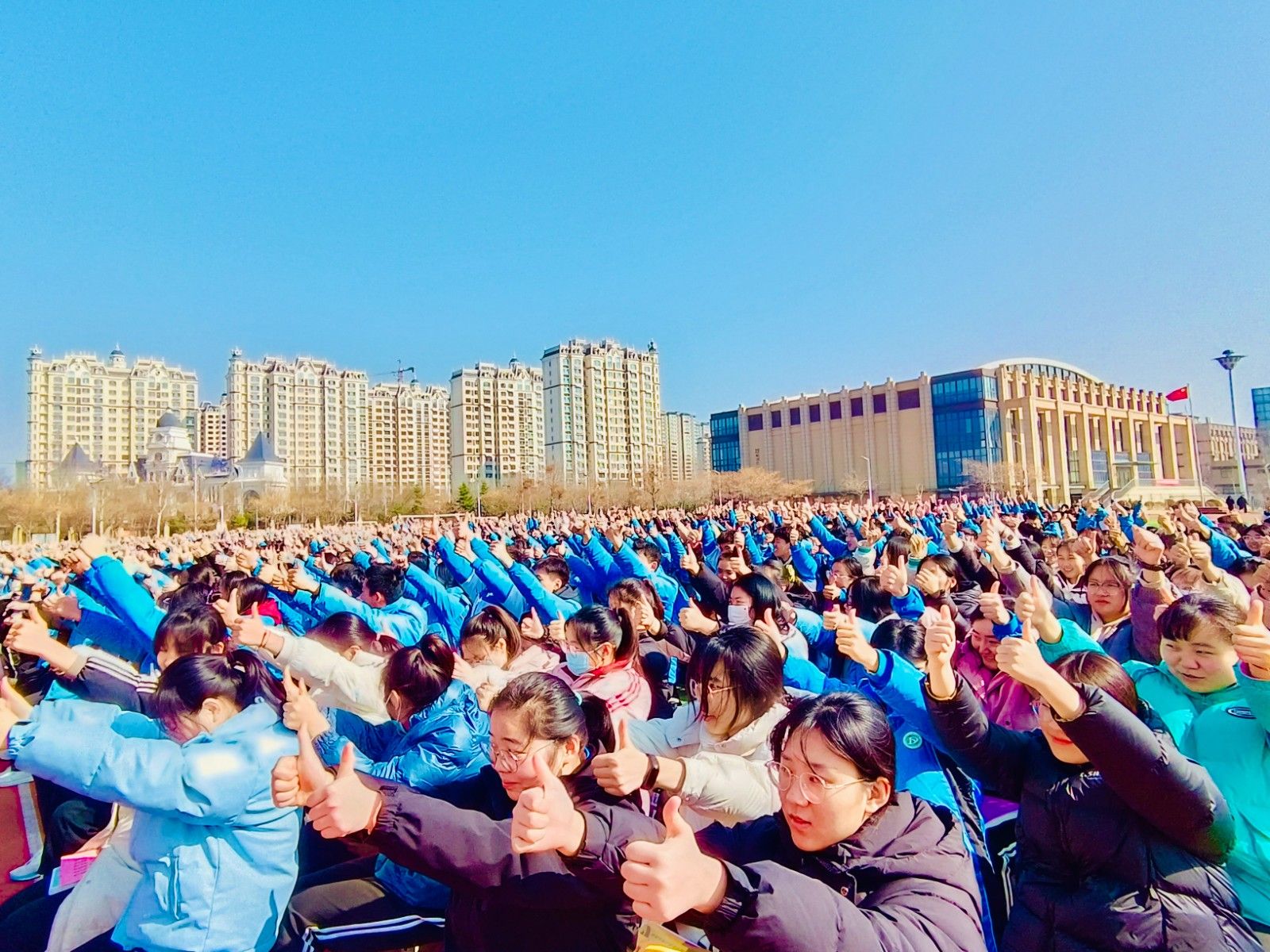 2月17日山东济宁金乡第一高级中学 《战百日 夺桂冠》房善朝