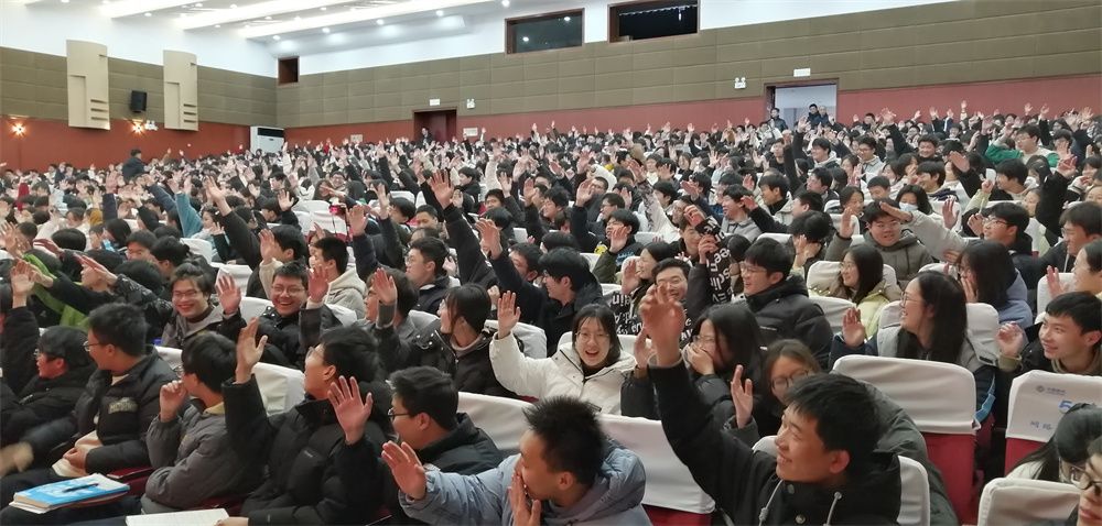 2月25日江西省抚州市黎川县第一中学《高考百日誓师》丁书承老师
