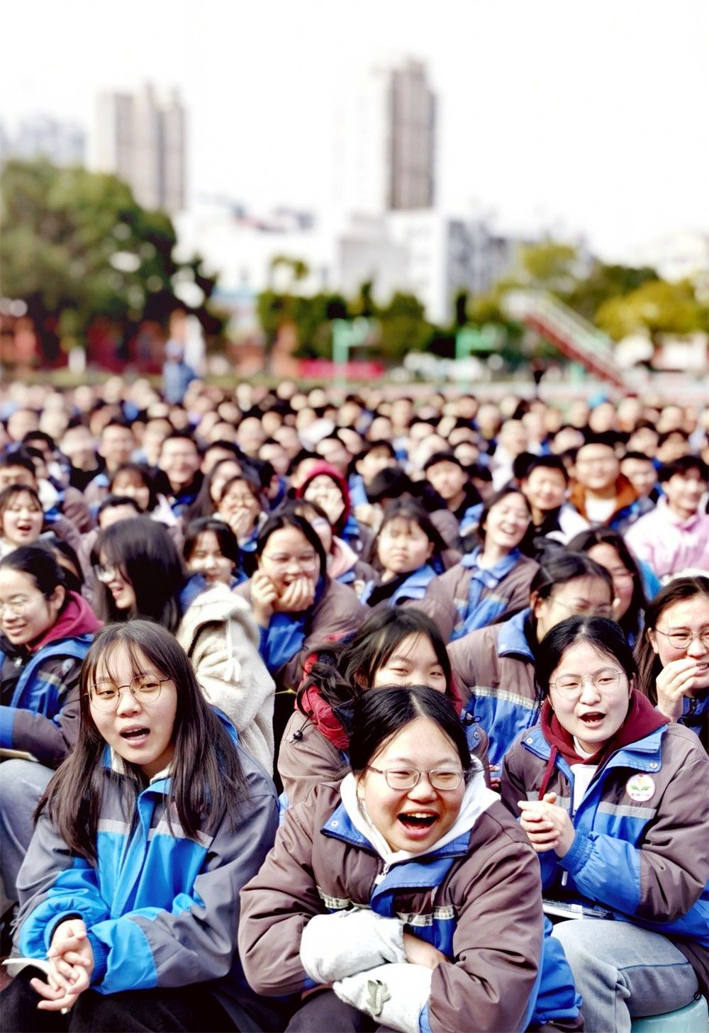 3月3日湖北省监利市第一中学《挑战高考极限  梦想成就未来》房善朝老师