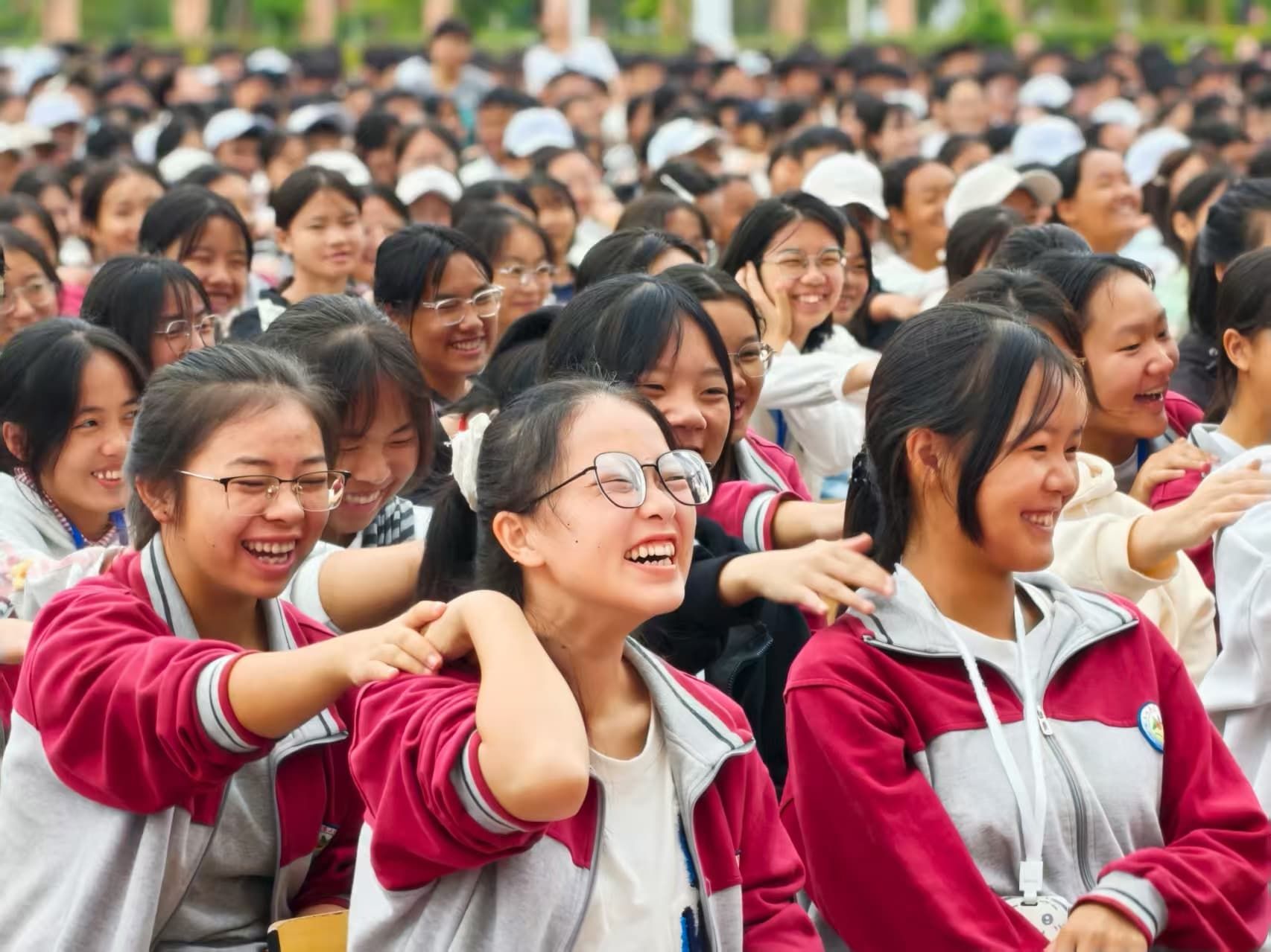 9.10云南省文山州丘北县第二中学 赵弘凯老师