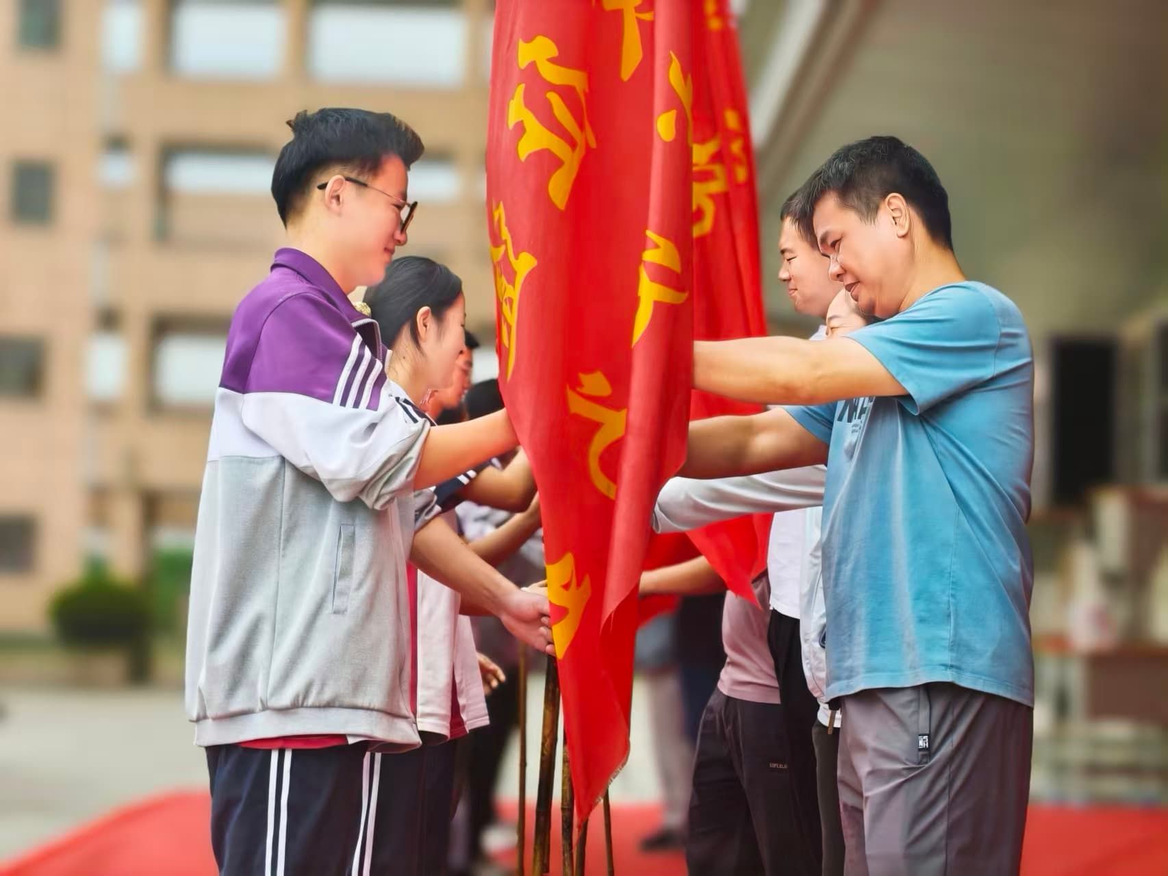 9.18湖北省汉川市第二中学 赵弘凯老师