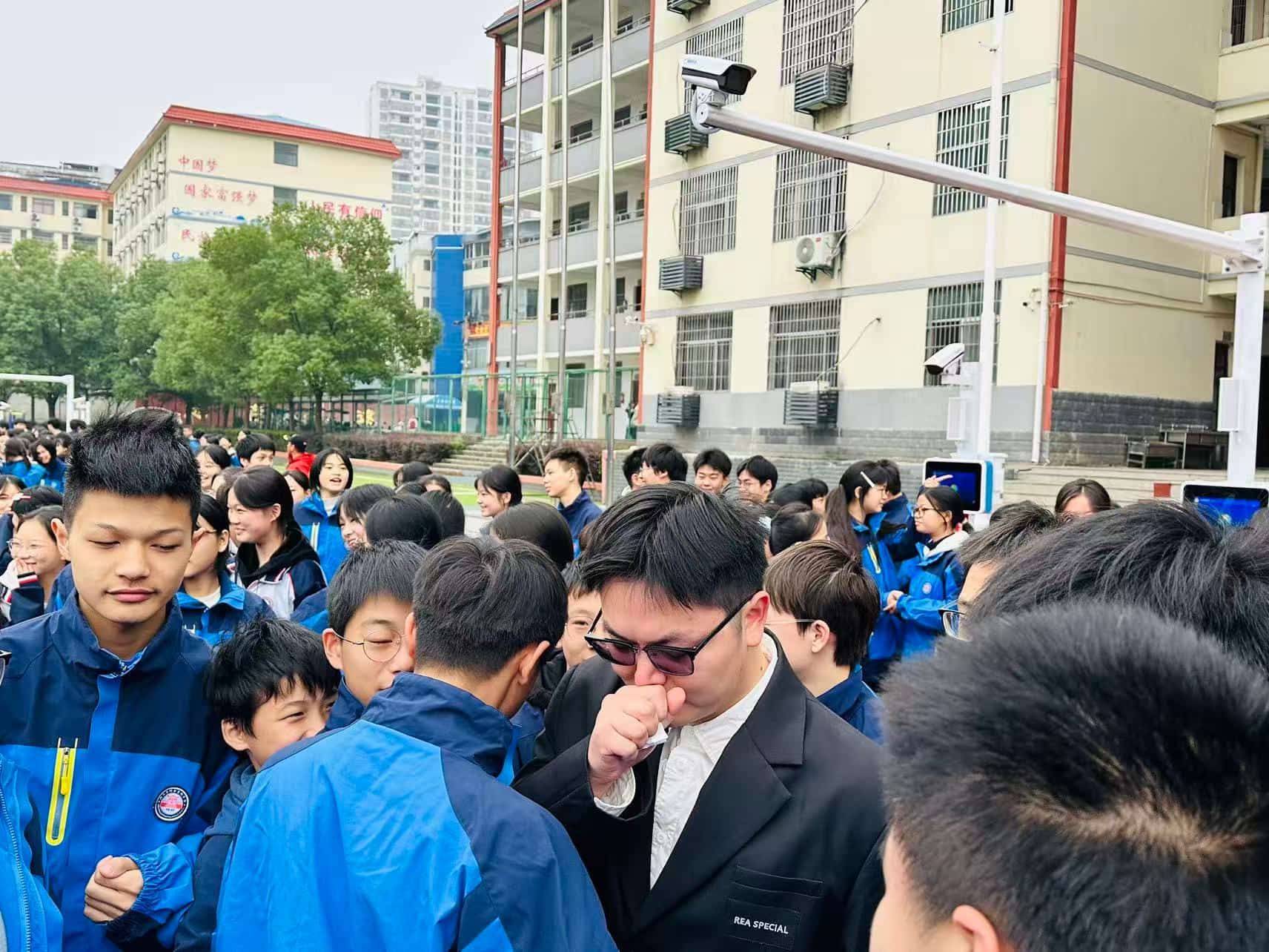 10.27湖北省阳新县实验中学 吴畏老师