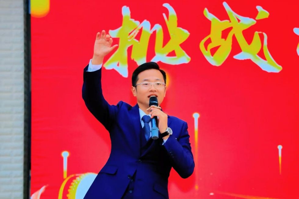 11.25云南省西双版纳市景洪一中 柳瑞旗老师